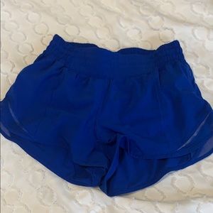 Lululemon Hi Rise Hotty Hot Short 2.5” Jet Stream